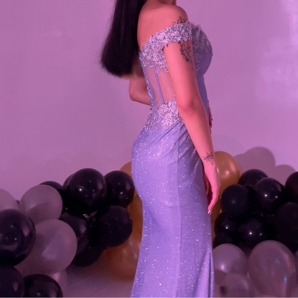 Prom dress color blue